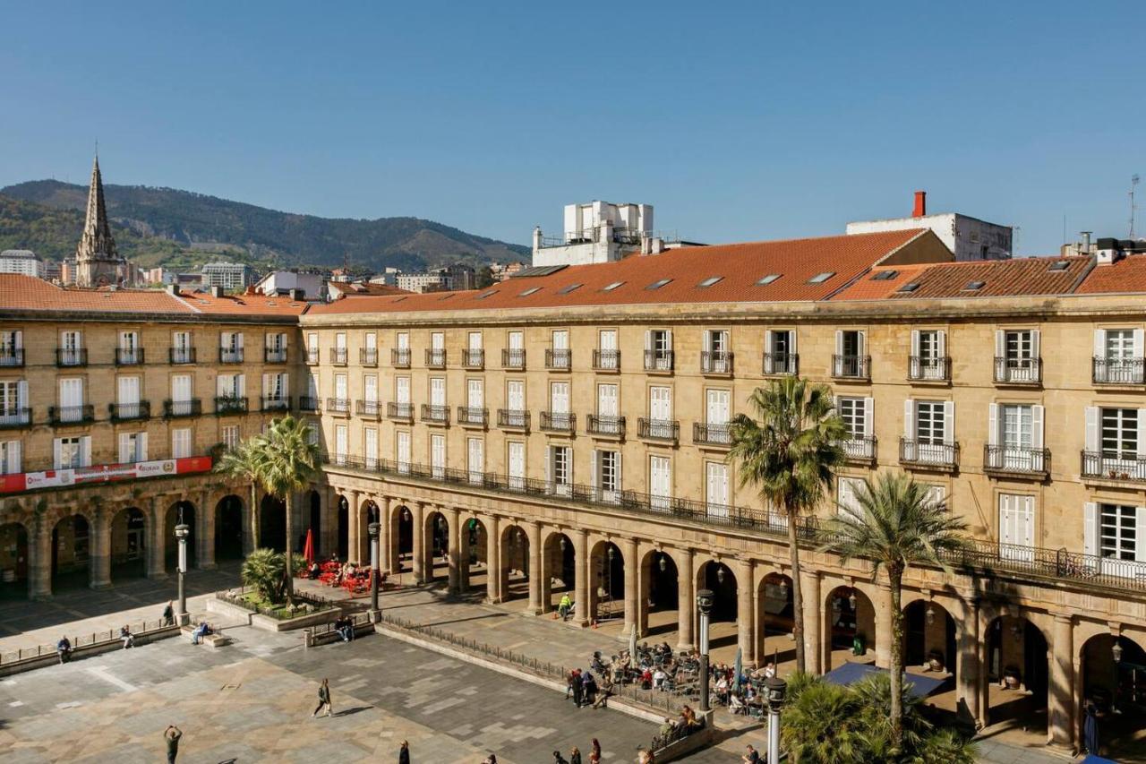 Plaza Nueva Habitaciones Bilbao Bagian luar foto